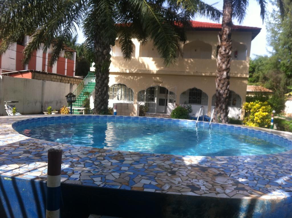 One World Village Guesthouse Bakau Exteriér fotografie